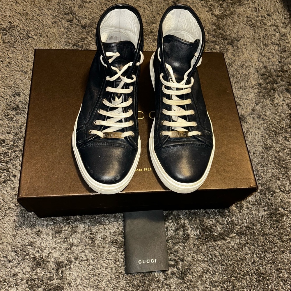 Vintage Gucci Sneakers!!! - Picture 5 of 6